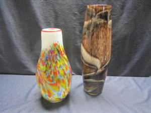lot 62 image: Art Vases