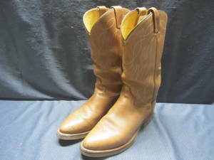 lot 76 image: Tony Lama Mens Boots