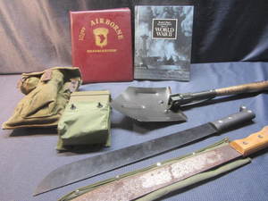 lot 102 image: Military Collectibles