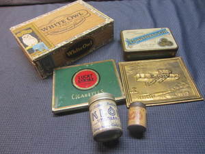 lot 139 image: Tobacco Tins, Plaque