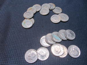 lot 108 image: Kennedy Half Dollars
