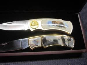 lot 146 image: Collector Knives