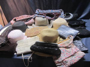 lot 299 image: Vintage Handbag, Hats