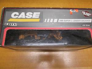 Ertl Case 590 Super L Loader Backho...