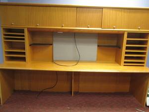 Huge Wood Desk 3 Sections Estimat...