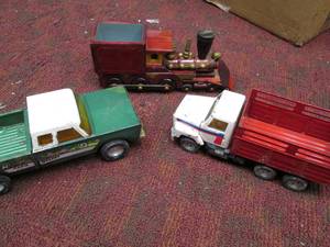 Ertl International Truck, Nylint Ca...