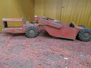 Vintage Structo Slapper Metal Toy...