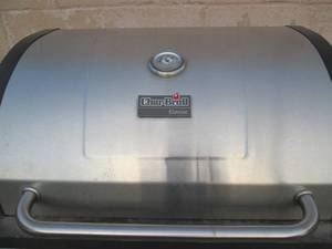 Grill Needs New Insides Otherwise Clean