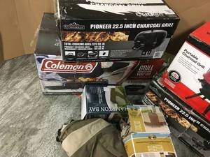 MIXED ASSORTED GRILLS & HAMPTON BAY GRILL COVERS CUSTOMER RETURNS SEE PICS