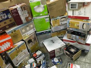 MIXED PALLET WITH ALL SORTS OF INDOOROUTDOOR LIGHTS AND BATHROOM FAN CUSTOMER RETURNS SEE PICS