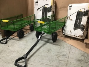 lot 10 image: PALLET WITH GORILLA CARTS CUSTOMER RETURNS SEE PICS