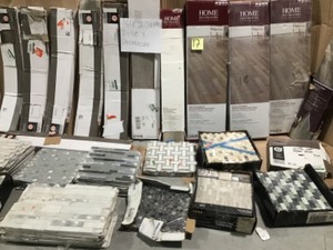 lot 17 image: MIXED PALLET OF ASSORTED FLOORING CUSTOMER RETURNS SEE PICS