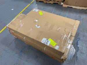 lot 20 image: Lot of 4 Closet Kits in White  1 Shoe Closet Kit
