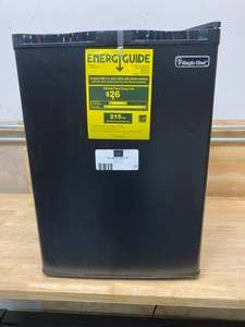 lot 71 image: MAGIC CHEF 2.6 cu. ft. Mini Fridge in Black, ENERGY STAR