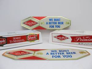 lot 18 image: NOS Embossed Vintage GRAIN BELT Beer Signs & Advertising Napkin Holders