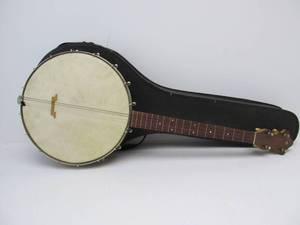 lot 46 image: Old Vintage Solid Wood Back Banjo wOriginal Case