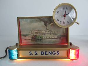 lot 58 image: Vintage Deco SS MENGS River Paddleboat Advertising Clock