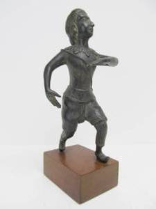 lot 88 image: Old Vintage Solid Bronze Figural Statue