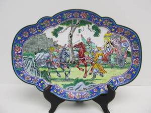 lot 109 image: Ornate Antique Enameled Bronze Chinese Tray