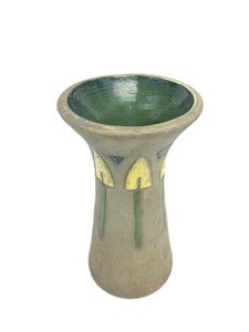 lot 192 image: Large Antique ROSEVILLE Mostique Art Pottery Vase