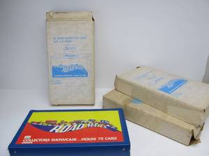 lot 119 image: Large Collection of Vintage 1960s-70s Diecast Cars wCases - Matchbox Hot Wheels Redlines etc