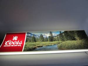 lot 218 image: Large Vintage 1970s Lighted COORS LIGHT Beer Sign
