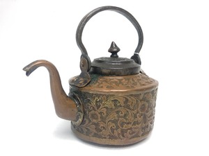 lot 241 image: Early Antique 18th Century Syrian Copper Tea Kettle