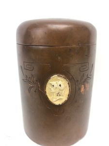 lot 242 image: Antique Signed BENEDICT Bronze Tobacco Humidor Jar