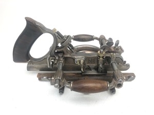 lot 253 image: Fantastic Antique STANLEY No. 55 Combination Plane wCutters & Original Box
