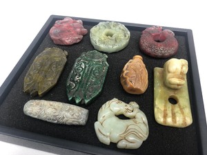 lot 260 image: Collection of Oriental Chinese Stone Carvings - Amulets Pendants & Other Objects