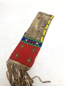 lot 277 image: Antique Native American Beaded Tobacco Bag