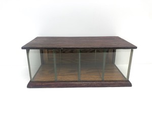 lot 282 image: Antique General Countertop Vending Display Case
