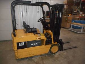 Caterpillar F35 Forklift