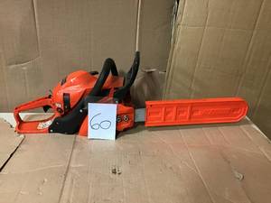 Echo 14 in. 30.5 cc Gas 2-Stroke Cycle Chainsaw in good condition