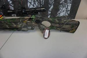 lot 24 image: Horton Pro 175 Cross Bow Package
