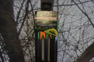 lot 274 image: Easton ST Slim Tech Epic NFused 12 Pack Carbon Arrows
