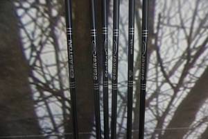 lot 288 image: Easton Junior Stalker Youth Arrows Lot of 6