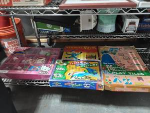 lot 48 image: 5-Activity Board Games (1-Vintage Disney)