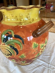 lot 37 image: Large Decorative Rooster Painted Vase