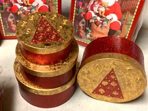 lot 180 image: Decorative Santa Themed  Gifting Boxes