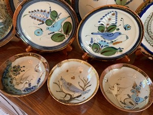 lot 76 image: Mexico Pottery Dishes