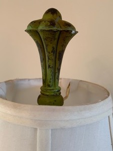 lot 83 image: Table Lamp