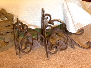 lot 146 image: Home Decor Lot