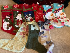 lot 153 image: Velvet Tree Skirt and Stockings