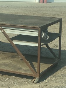 lot 5 image: Heavy Duty Steel Work Bench