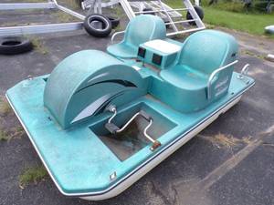 Water Wheeler Paddle Boat