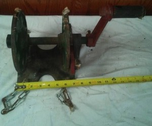 lot 25 image: Heavy Duty Safety Winch