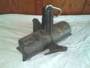 lot 39 image: 18 pound bout anchor with Clip.
