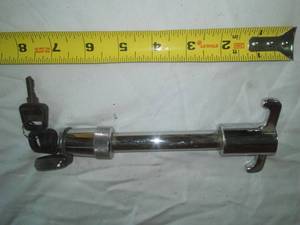 lot 45 image: Locking hitch pin  like new.
