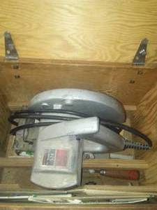 lot 98 image: Skil Saw in wood case and accessories.